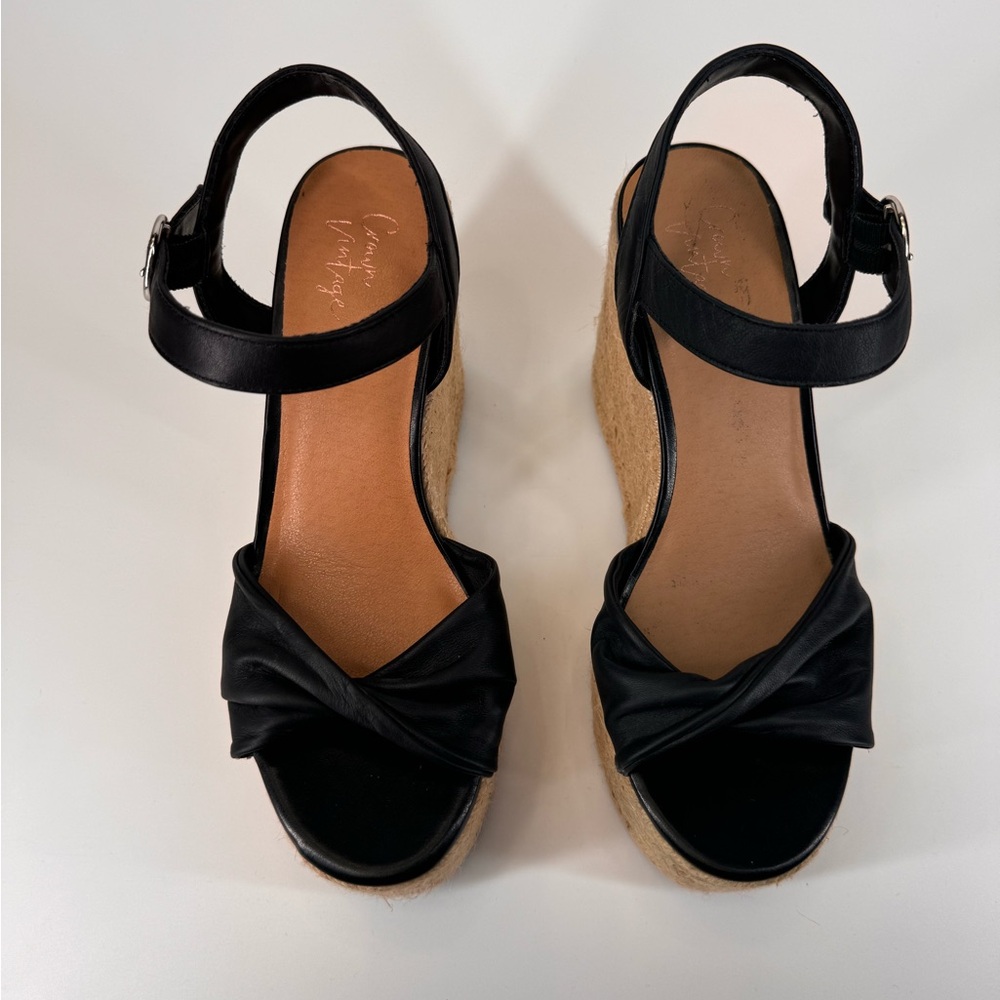 Crown Vintage Wedges